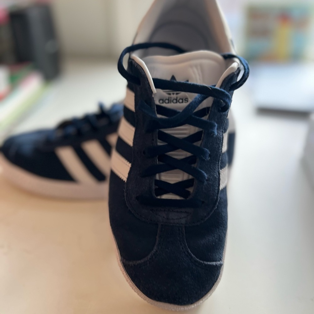 Worn once navy Adidas Gazelle sneakers